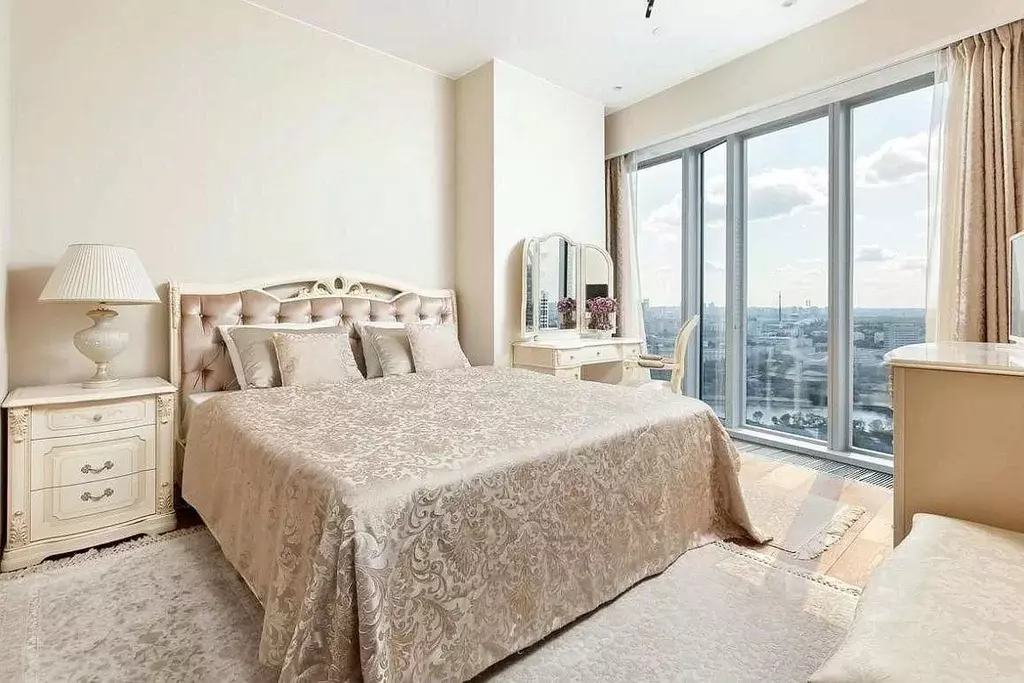 2-к кв. Москва 1-й Красногвардейский проезд, 21с1 (78.0 м) - Фото 0