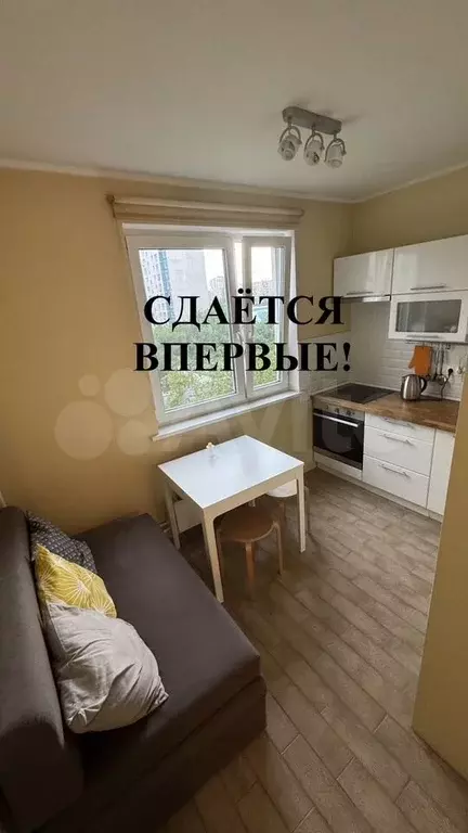 1-к. квартира, 38 м, 8/17 эт. - Фото 0