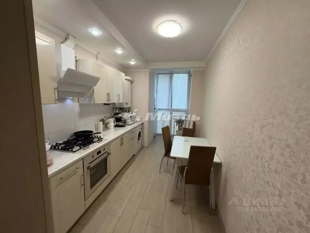 3-к кв. Крым, Симферополь ул. Луговая, 6Жк1 (57.9 м) - Фото 1