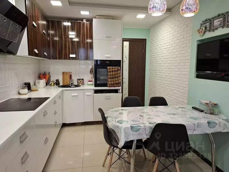 3-к кв. Владимирская область, Владимир ул. Нижняя Дуброва, 15 (90.0 м) - Фото 1