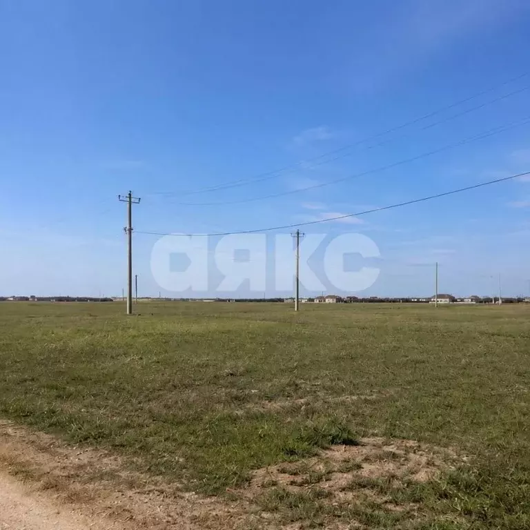 Участок в Крым, Сакский район, с. Суворовское  (90.0 сот.) - Фото 1