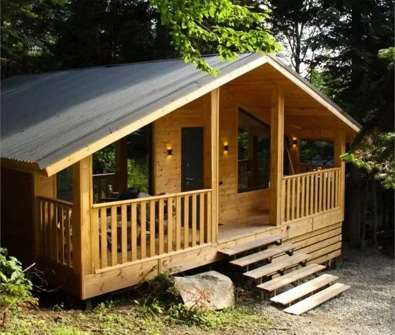 Дом в Карачаево-Черкесия, Зеленчукский район, пос. Нижний Архыз 24 (60 ... - Фото 0