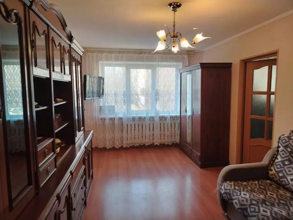 4-к кв. Ленинградская область, Гатчина ул. Достоевского, 15 (74.6 м) - Фото 1