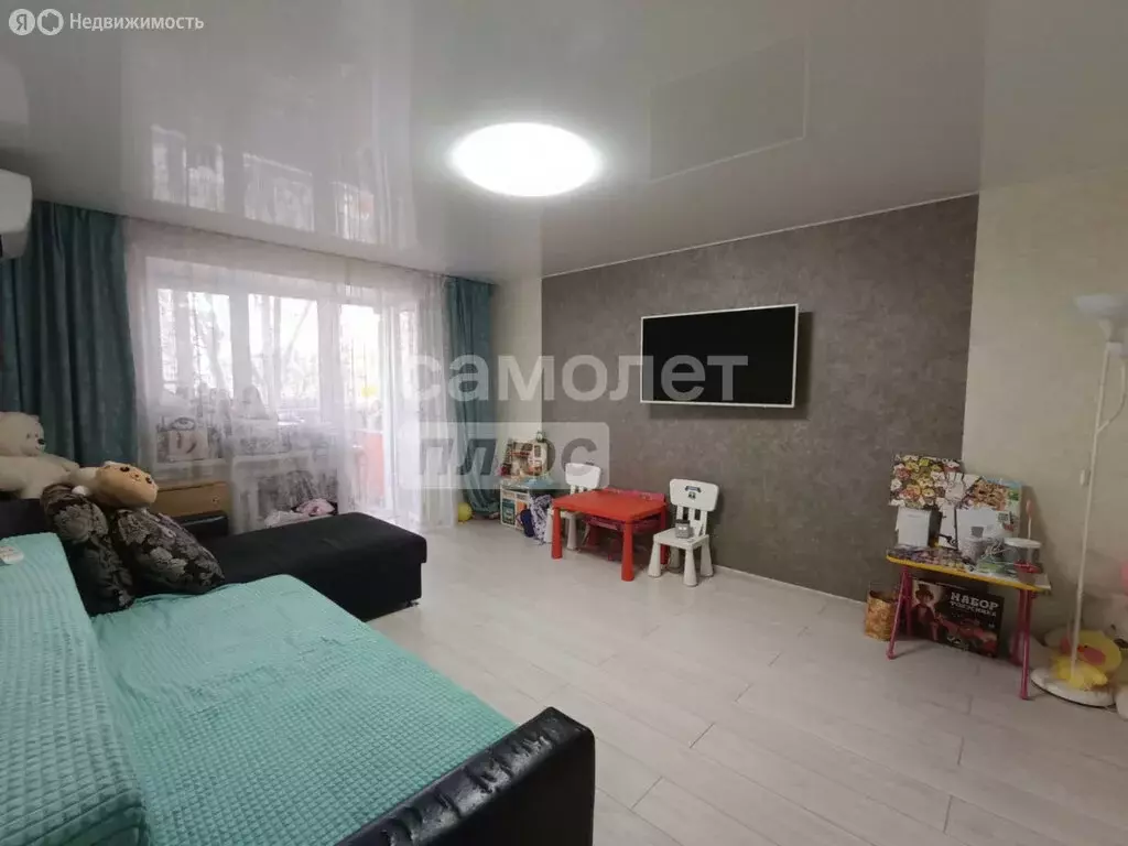 3-комнатная квартира: Ишим, улица Полины Осипенко, 23 (64 м) - Фото 0