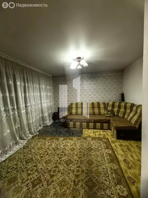 3-комнатная квартира: хутор Семигорский, улица Мухина, 4 (77 м) - Фото 1