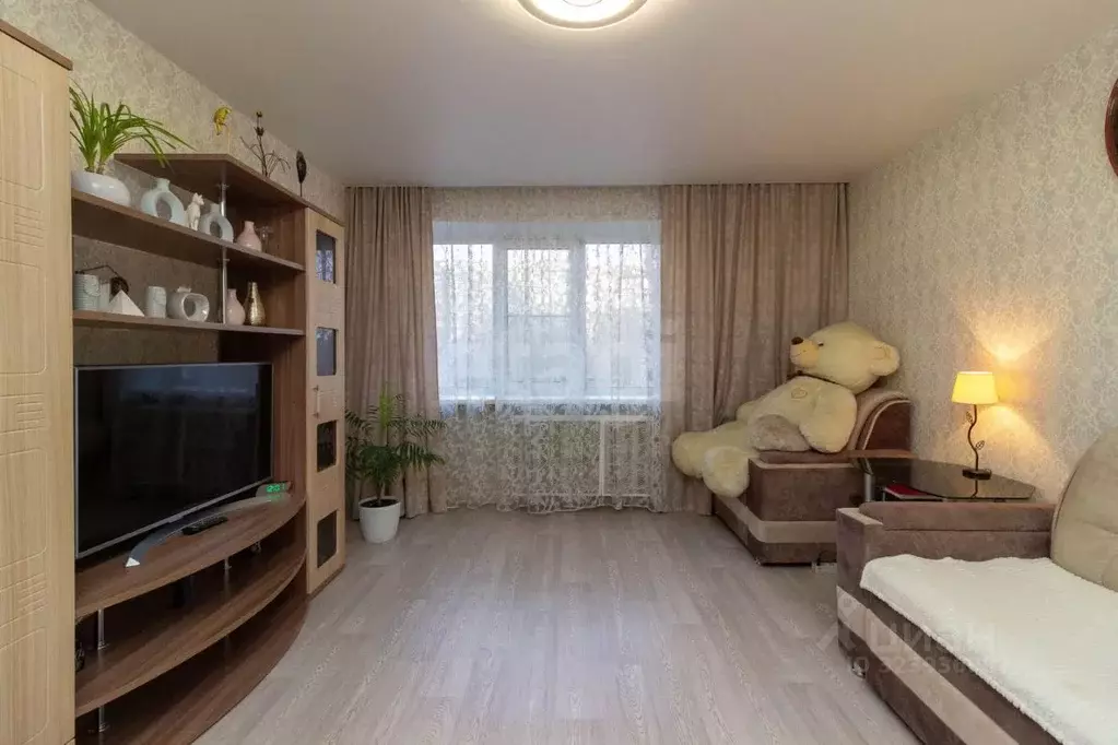 3-к кв. Красноярский край, Красноярск ул. Мечникова, 10 (60.0 м) - Фото 1