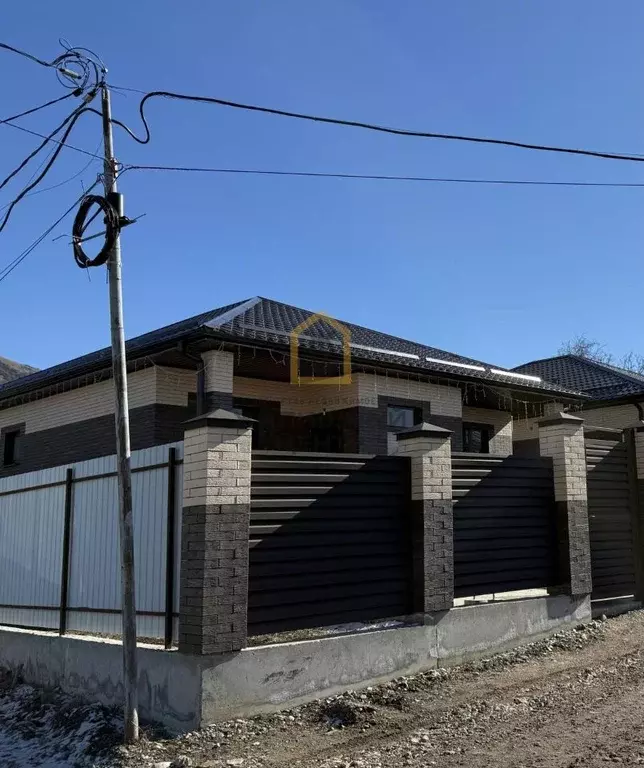 Дом в Ставропольский край, Лермонтов Горная ул. (118 м) - Фото 1