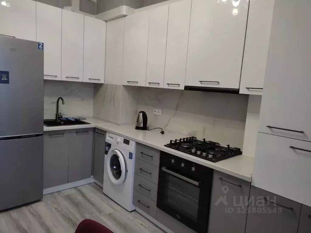 1-к кв. Крым, Симферополь ул. Маршала Советского Союза Буденного С.М., ... - Фото 1