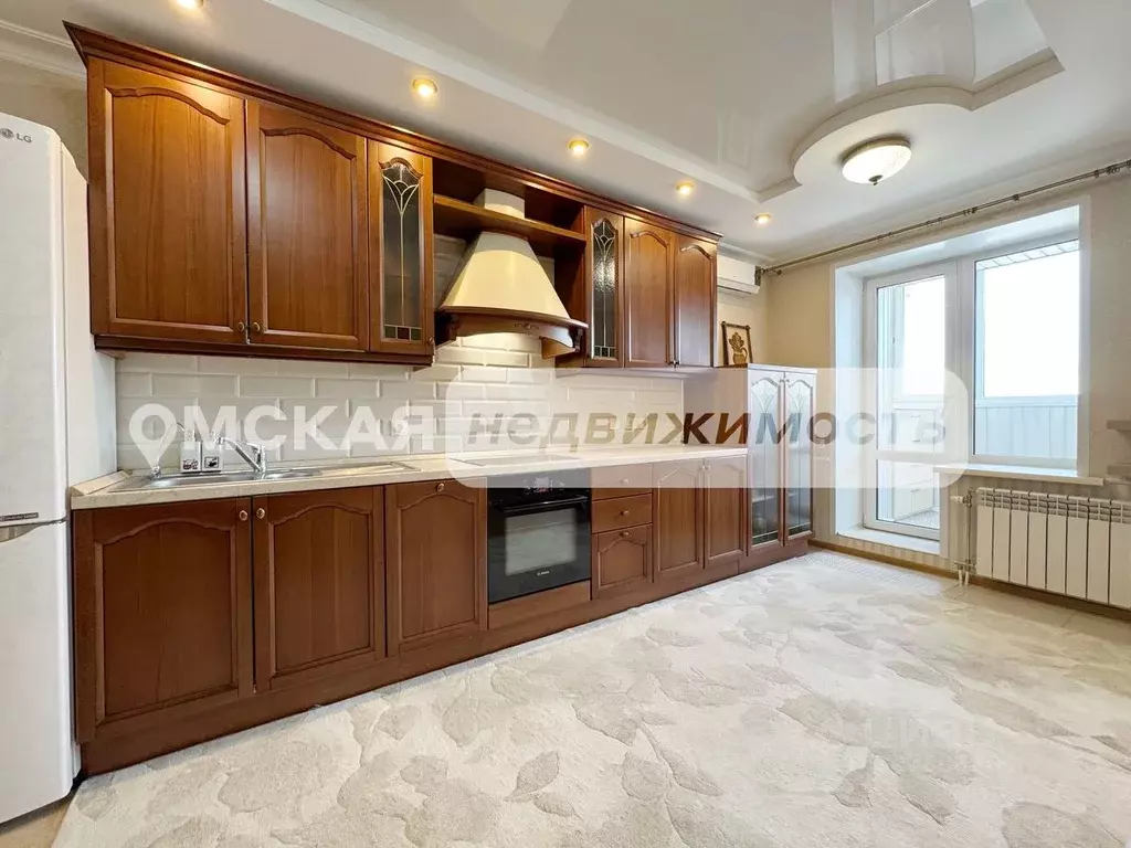 3-к кв. Омская область, Омск ул. Ватутина, 9 (83.0 м) - Фото 2