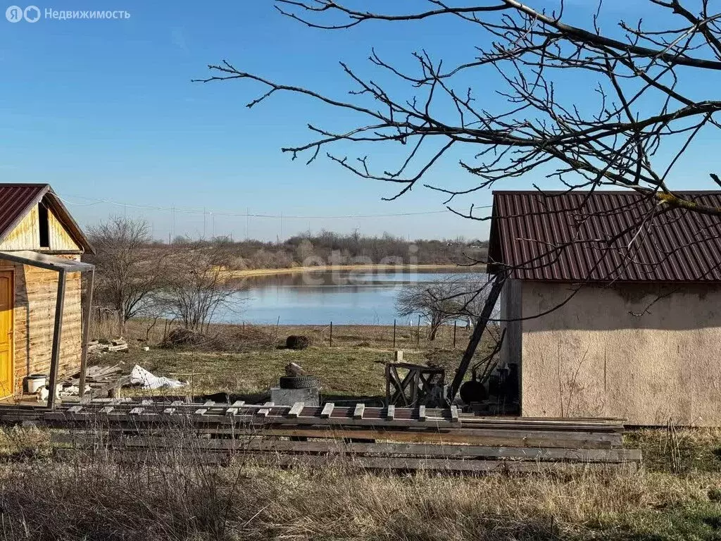 Участок в станица Мартанская, Первомайская улица (10.72 м) - Фото 1