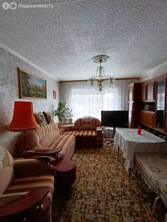 3-комнатная квартира: Искитимский район, городское поселение Линёво, ... - Фото 2