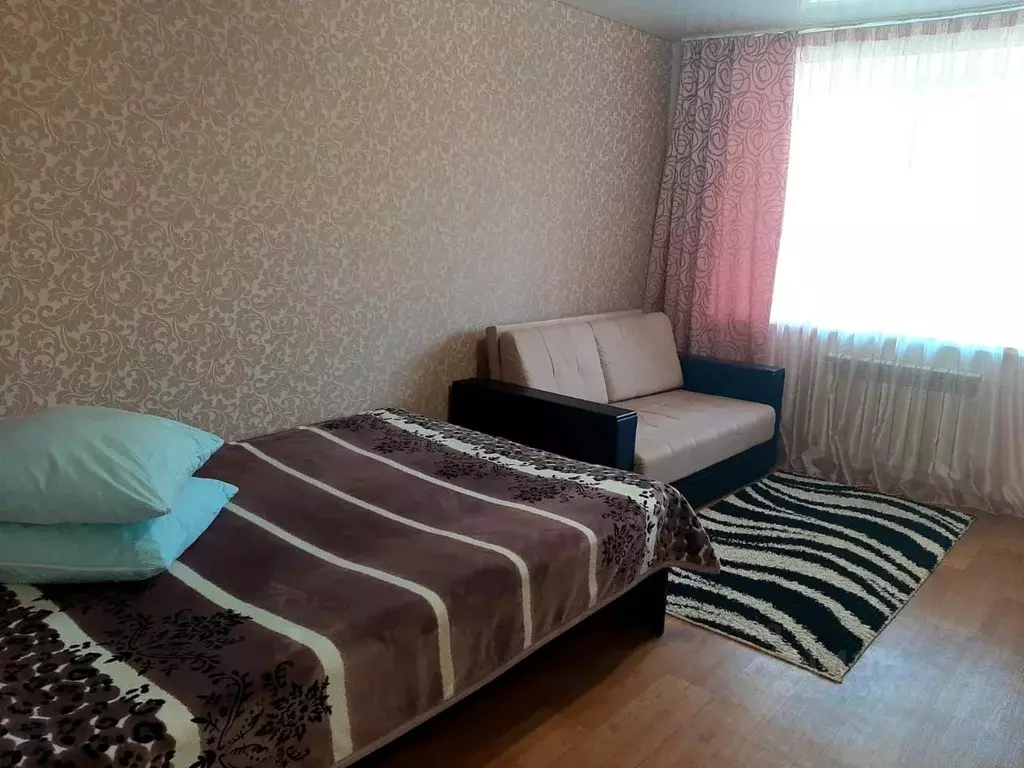 1-к кв. Нижегородская область, с. Дивеево ул. Строителей, 1А (40.0 м) - Фото 1