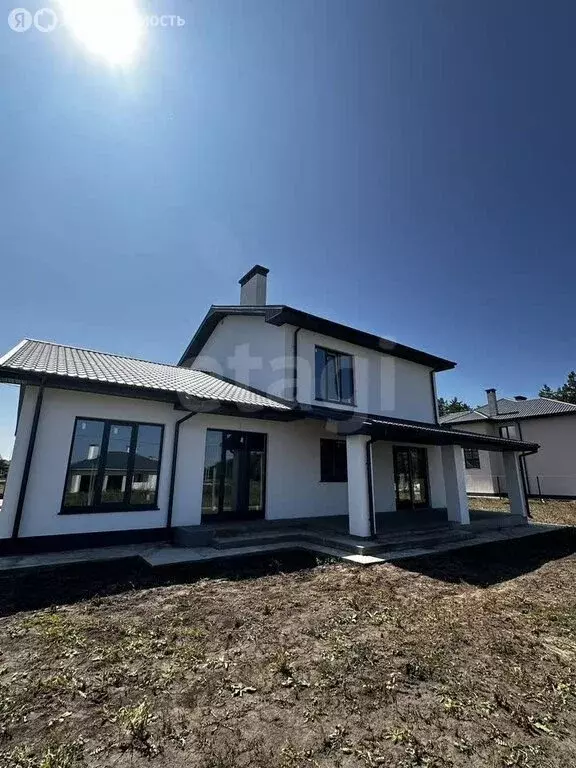 Дом в село Ягодное, Душевная улица (240 м) - Фото 2