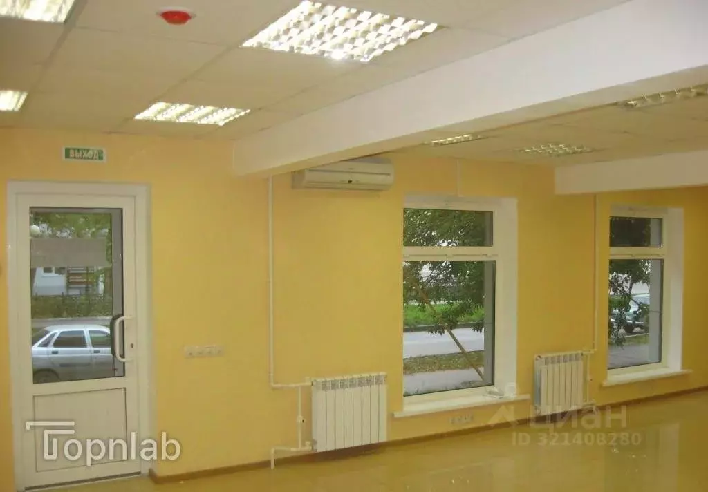 Торговая площадь в Тульская область, Новомосковск Октябрьская ул., 12 ... - Фото 2