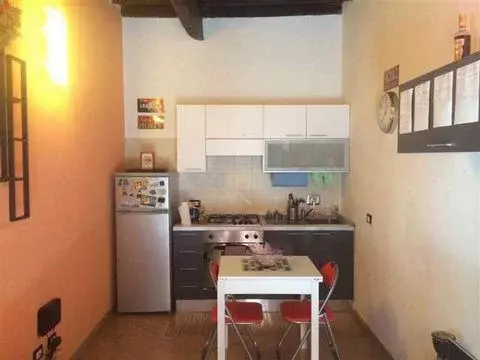 Superb 1 Bedroom Apartment in Ferrara Italy - Фото 1