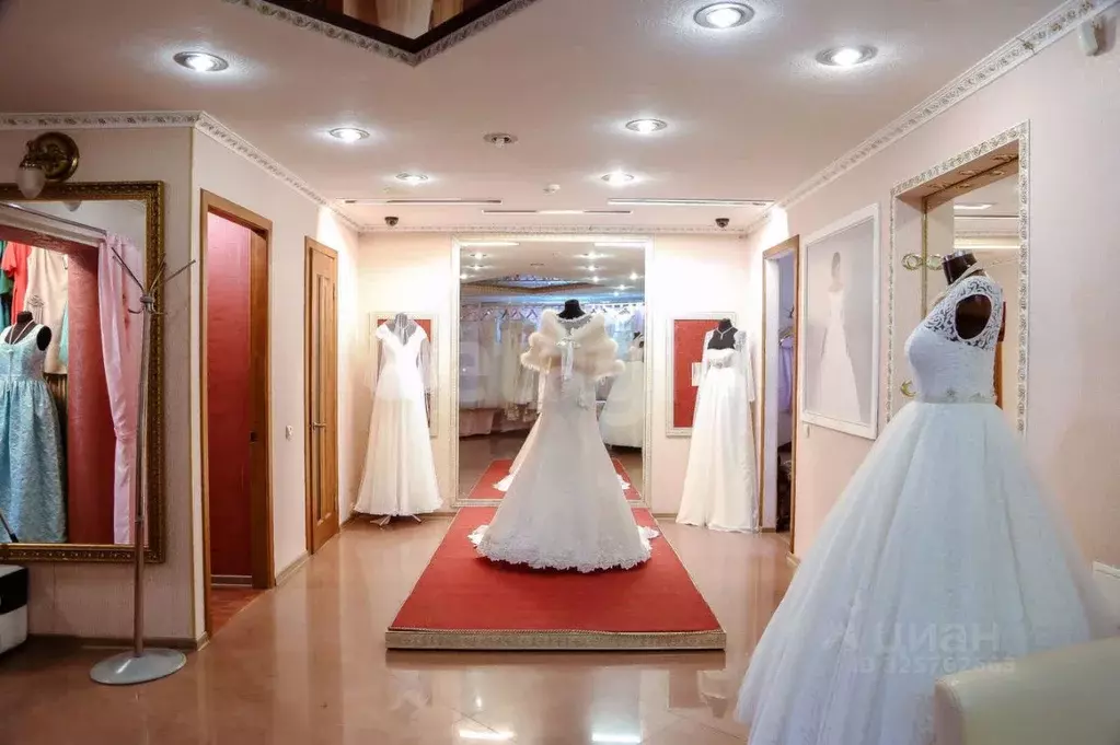 Торговая площадь в Коми, Ухта Интернациональная ул., 56 (71 м) - Фото 2