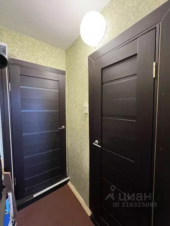 Комната Санкт-Петербург Загребский бул., 21 (12.6 м) - Фото 0