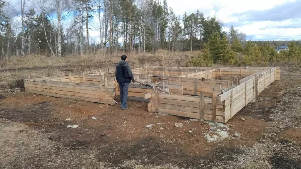 Участок в Свердловская область, Екатеринбург Аэродром ДНП, пер. ... - Фото 0