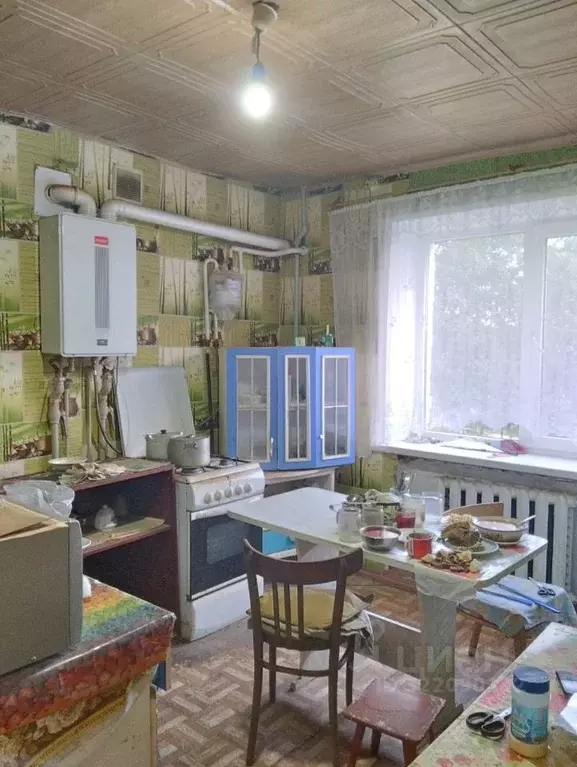 4-к кв. Курская область, Медвенский район, д. Амосовка  (100.0 м) - Фото 0