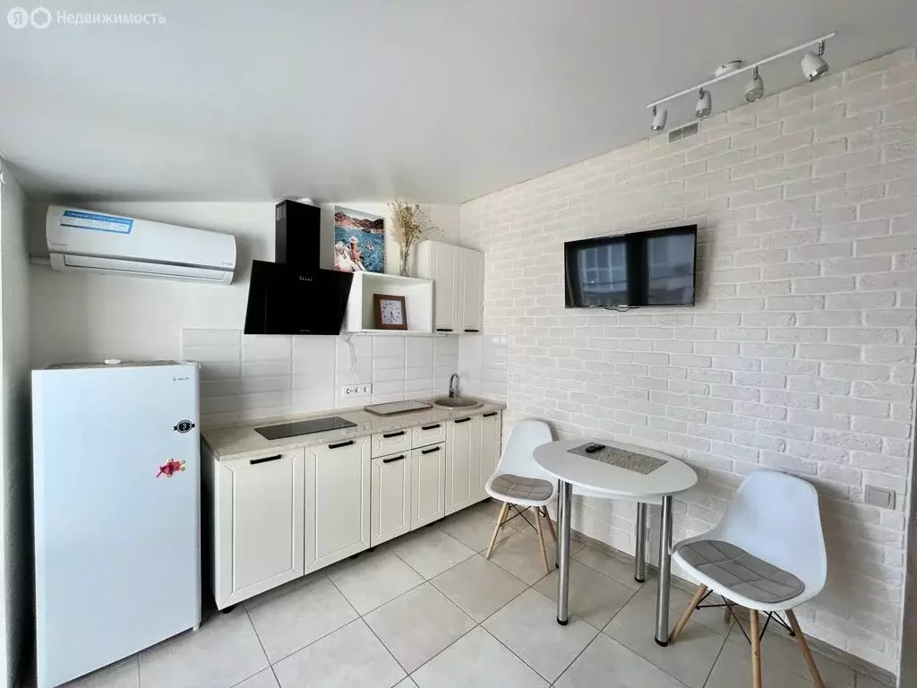 Квартира-студия: Севастополь, Фиолентовское шоссе, 134к4 (27 м) - Фото 1
