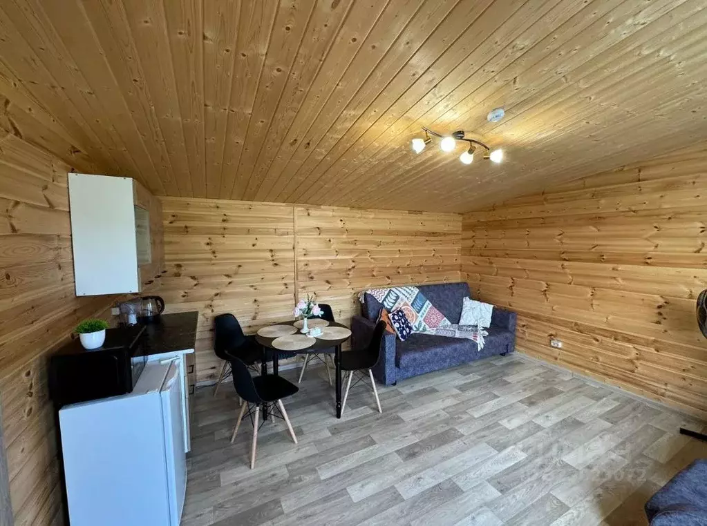 Дом в Карелия, Олонецкий район, д. Коткозеро  (30 м) - Фото 1