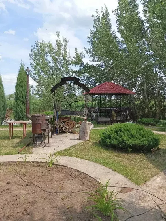 Дом в Саратовская область, Энгельсский район, Красноярское ... - Фото 0