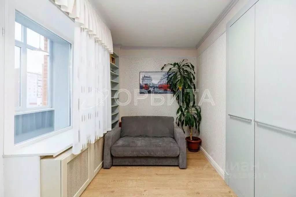 5-к кв. Тюменская область, Тюмень ул. Пржевальского, 35 (134.6 м) - Фото 2