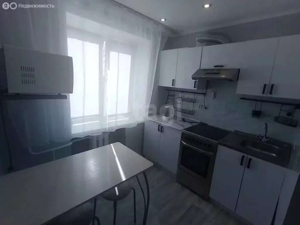 3-комнатная квартира: Шимановск, улица Ленина, 27 (56.2 м) - Фото 2
