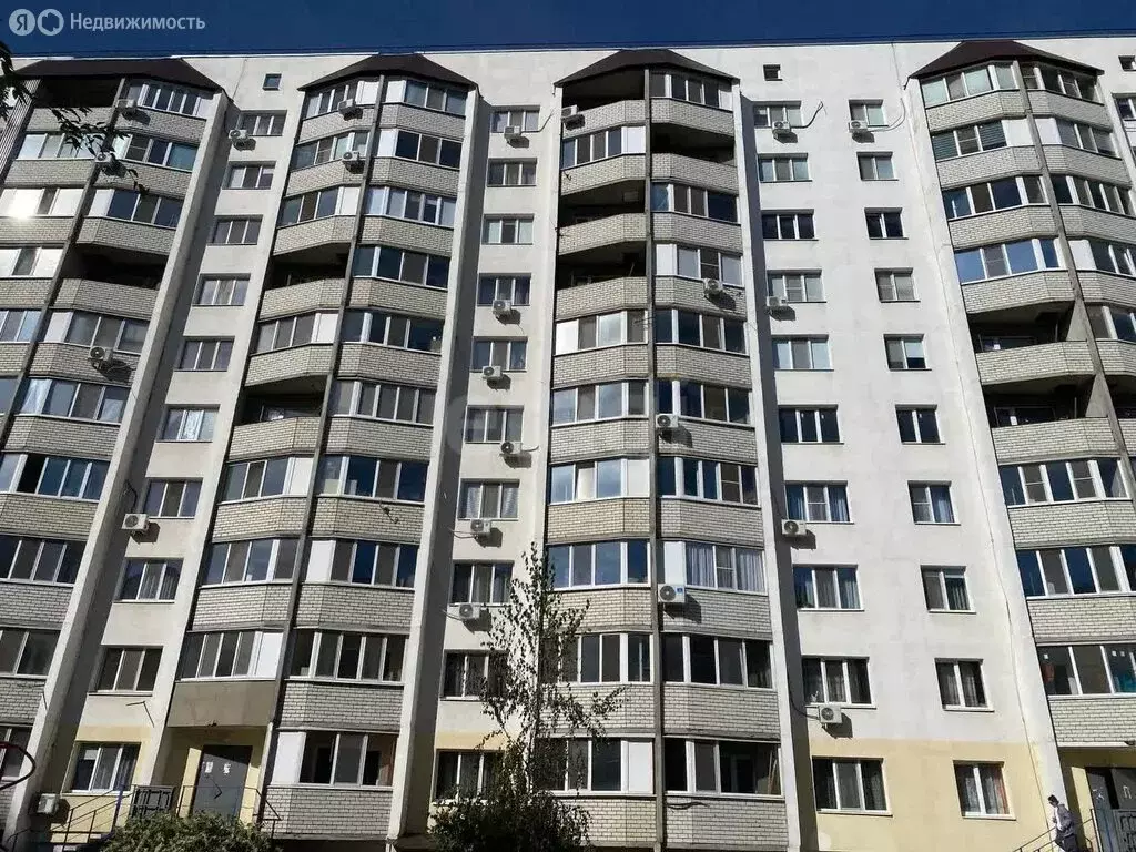 2-комнатная квартира: Саратов, улица имени К.Г. Уфимцева, 3А (56 м) - Фото 0