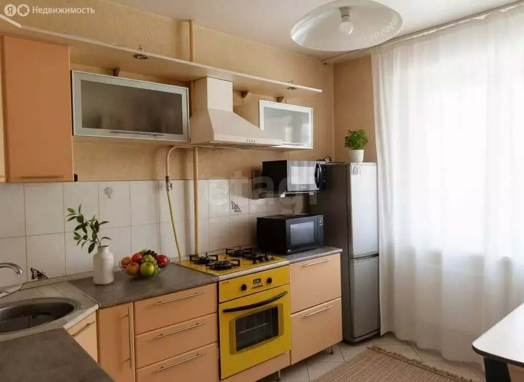 2-комнатная квартира: Челябинск, улица Академика Королёва, 26 (80.4 м) - Фото 1