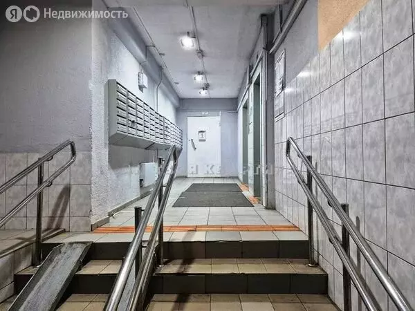 3-комнатная квартира: Москва, Большой Саввинский переулок, 1 (77 м) - Фото 1