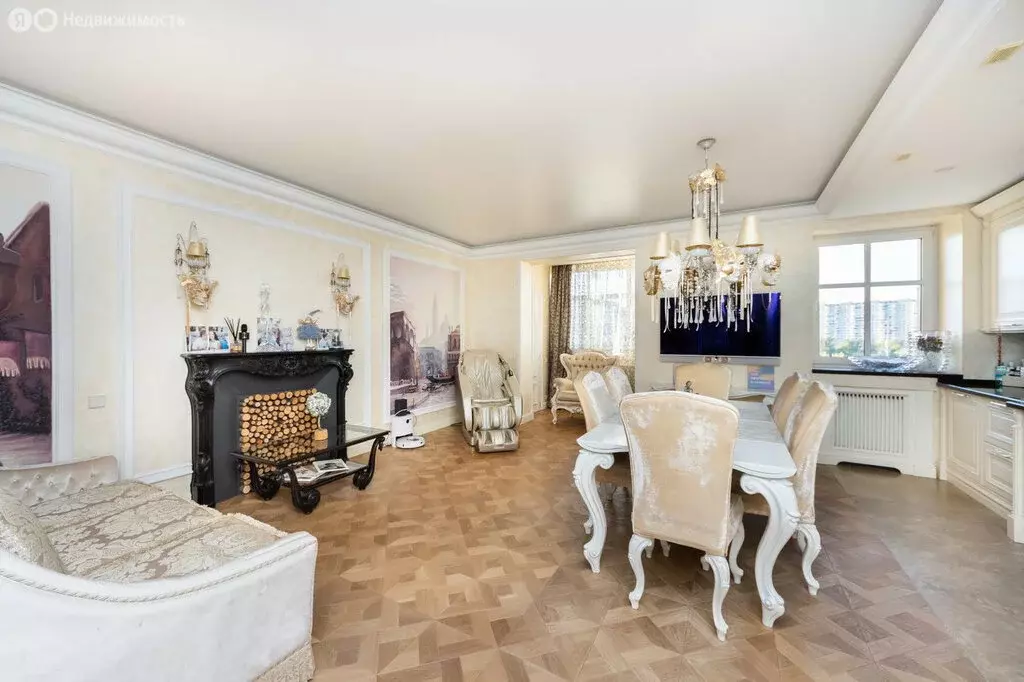 4-комнатная квартира: Москва, Давыдковская улица, 3 (179.4 м) - Фото 1