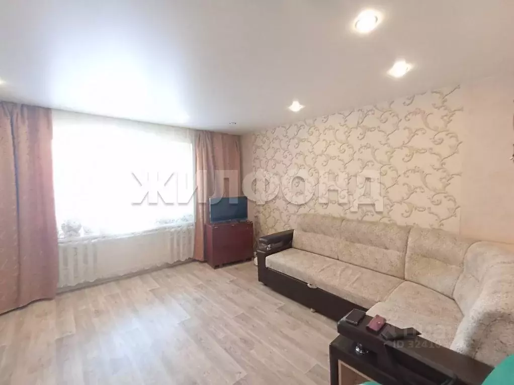 3-к кв. Новосибирская область, Новосибирск ул. Ключ-Камышенское плато, ... - Фото 1