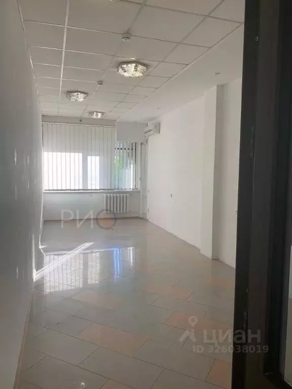 Торговая площадь в Севастополь ул. Очаковцев, 19 (29 м) - Фото 1