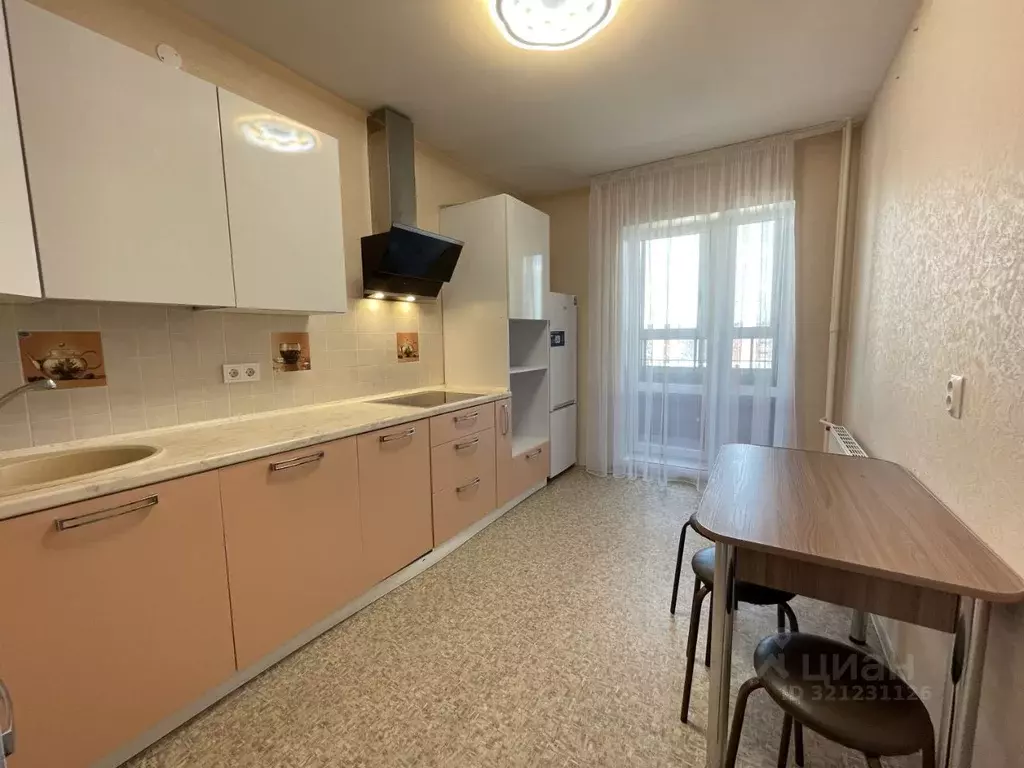 1-к кв. Удмуртия, Ижевск ул. Циолковского, 22к3 (41.0 м) - Фото 1