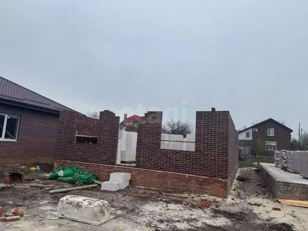 Дом в Ростовская область, Новочеркасск Войсковая ул., 67 (93 м) - Фото 1