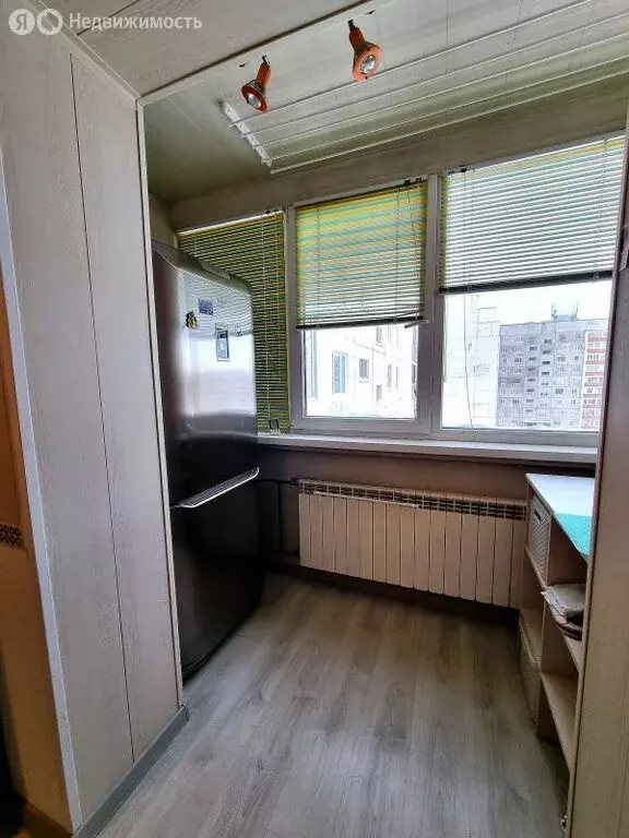 2-комнатная квартира: Усть-Илимск, улица Энгельса, 21 (60.8 м) - Фото 2