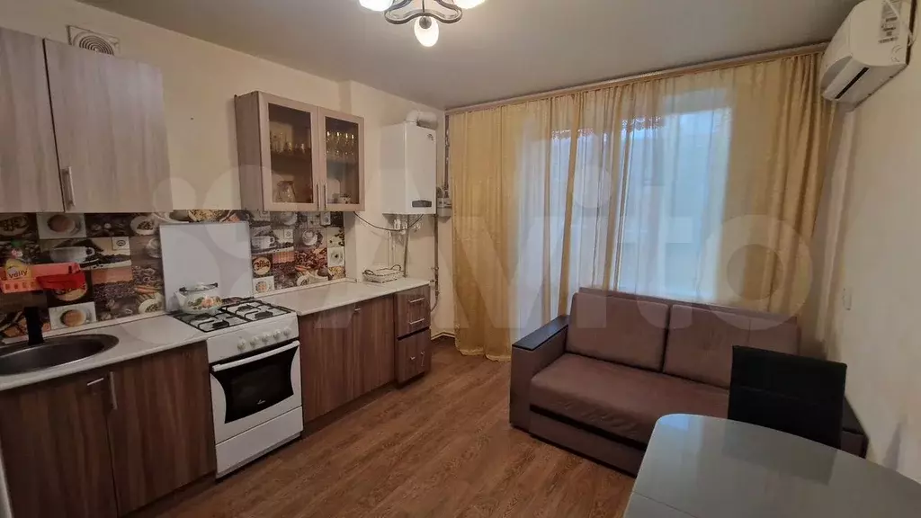 1-к. квартира, 38 м, 1/3 эт. - Фото 0