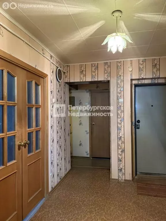 4-комнатная квартира: Отрадное, улица Гагарина, 8 (79.7 м) - Фото 2