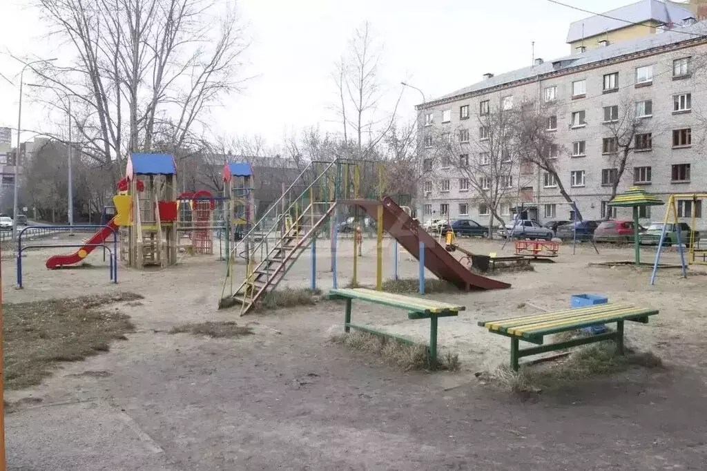 1-комнатная квартира: Тюмень, улица Шишкова, 17 (29.3 м) - Фото 0