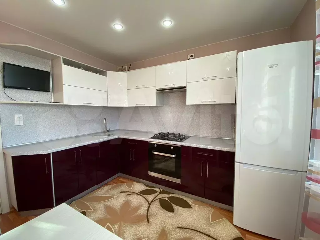 1-к. квартира, 45 м, 9/10 эт. - Фото 0