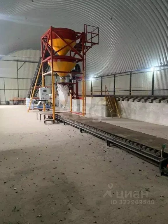 Склад в Ростовская область, Азовский район, с. Самарское пер. Жданова ... - Фото 1