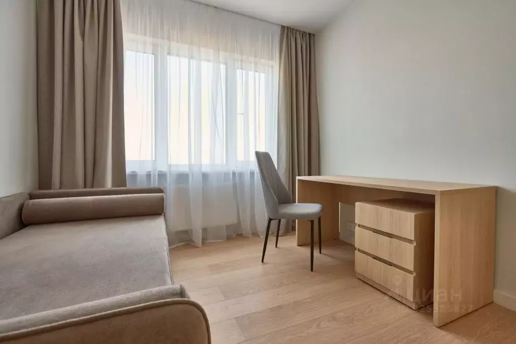 3-к кв. Липецкая область, Липецк ул. М.И. Неделина, 4Д (79.0 м) - Фото 1