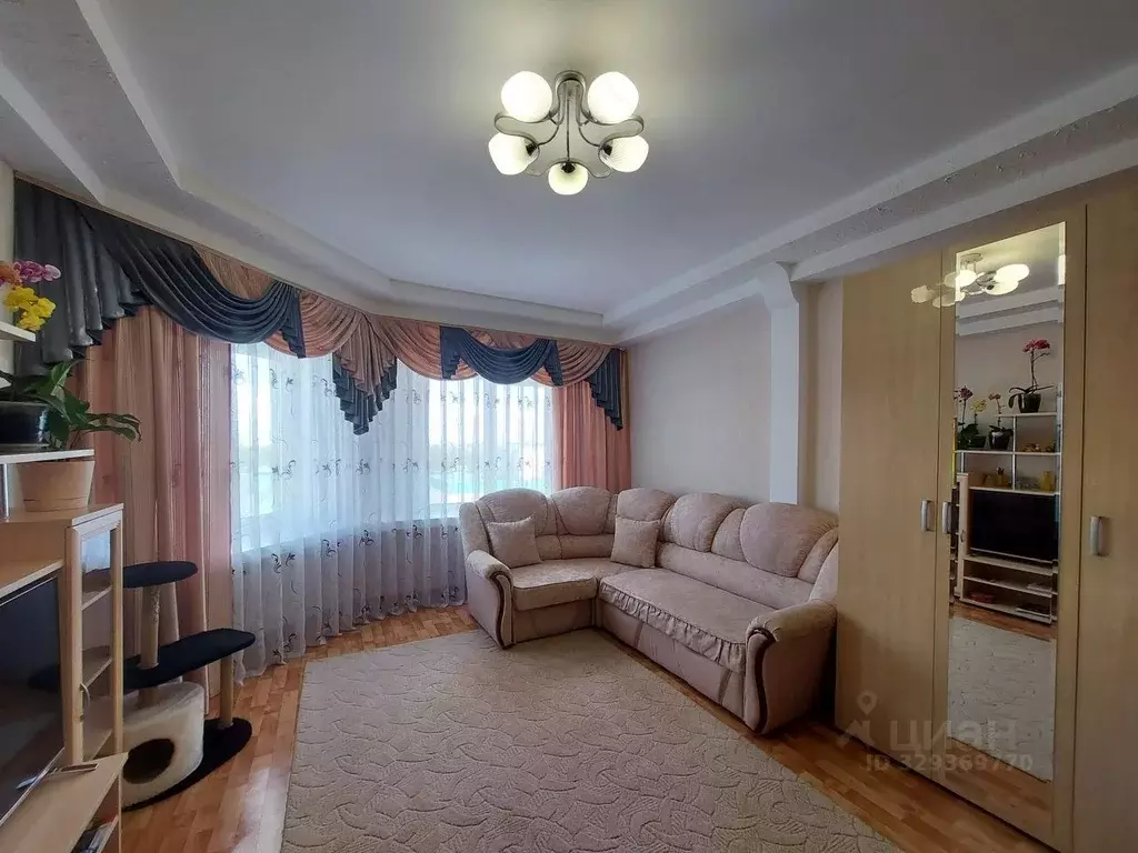 2-к кв. Псковская область, Псков ул. Шестака, 24 (69.0 м) - Фото 1