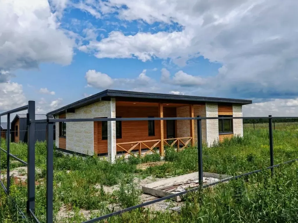 Дом в Свердловская область, Белоярский муниципальный округ, ... - Фото 1