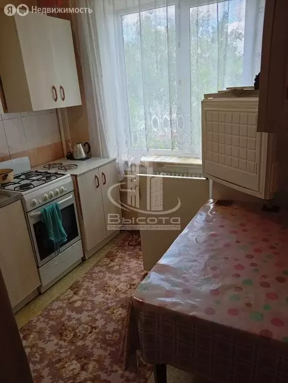 2-комнатная квартира: Калуга, улица Кубяка, 8 (47 м) - Фото 2