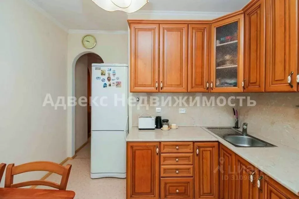 3-к кв. Тюменская область, Тюмень ул. Салтыкова-Щедрина, 34 (86.0 м) - Фото 1