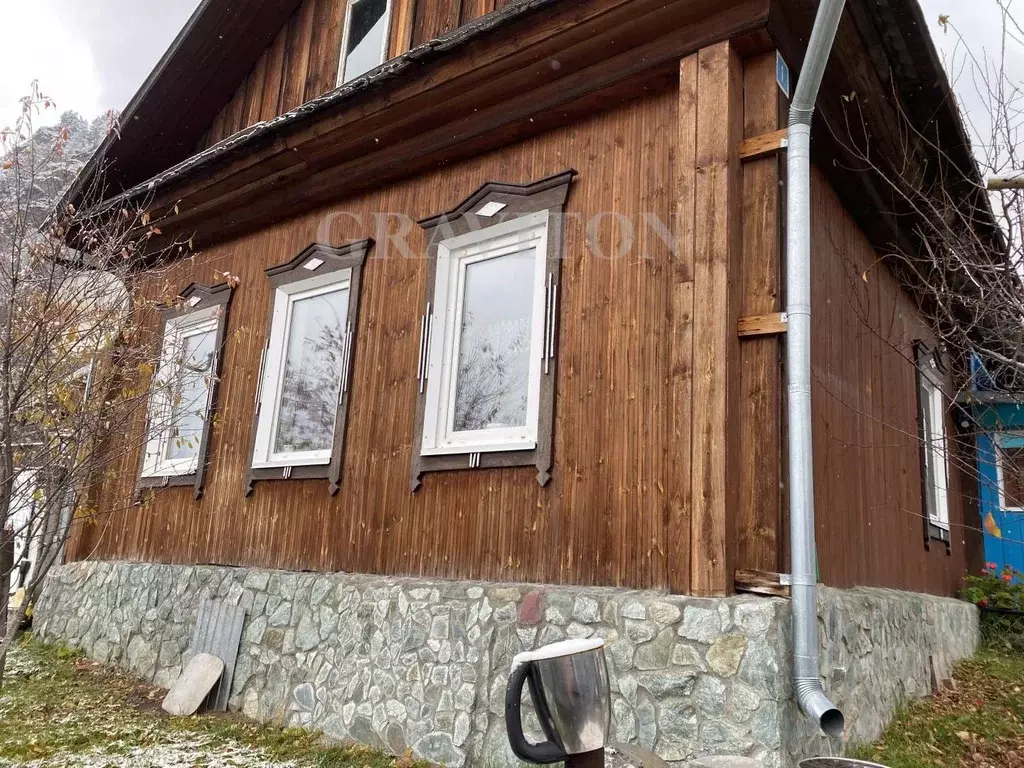 Дом в Алтай, Майминский район, с. Усть-Муны Школьный пер. (50 м) - Фото 1