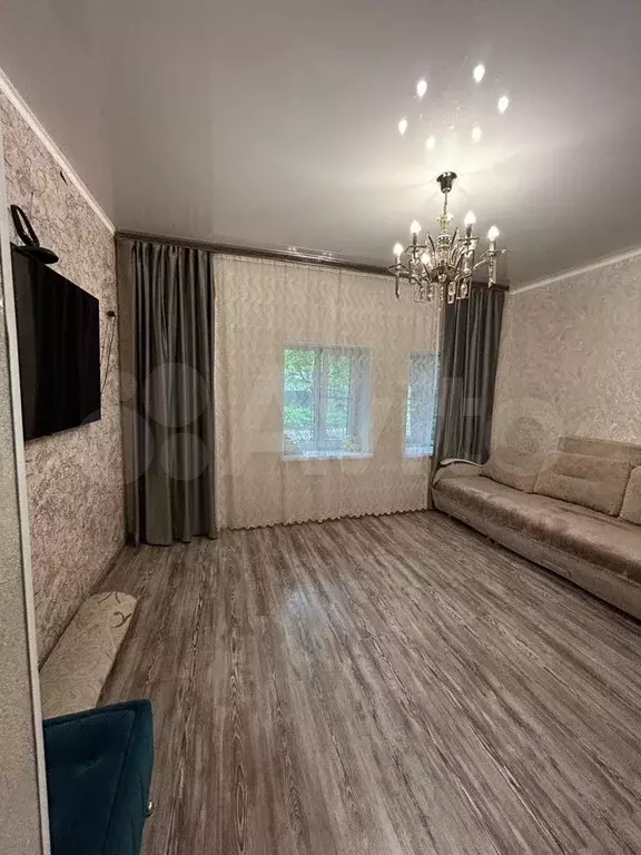 2-к. квартира, 40 м, 1/2 эт. - Фото 1