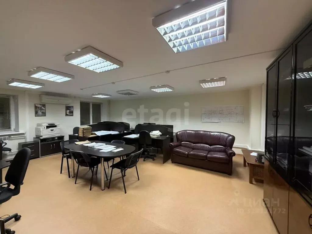 Офис в Самарская область, Самара пос. Управленческий, ул. Парижской ... - Фото 1